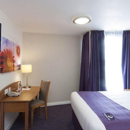 Premier Inn Birmingham City - Waterloo St Kültér fotó