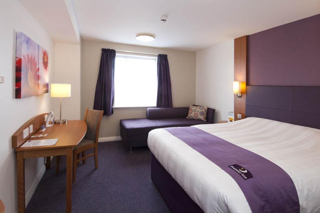 Premier Inn Birmingham City - Waterloo St Szoba fotó