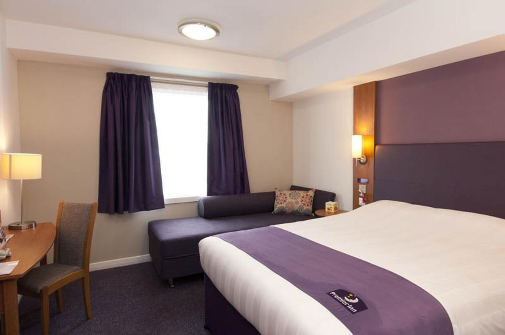 Premier Inn Birmingham City - Waterloo St Szoba fotó